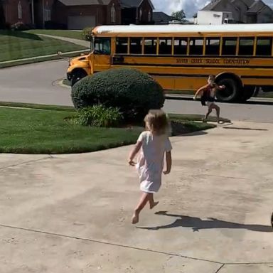 VIDEO: Mom shares adorable video of daughter welcoming sisters home rain or shine 