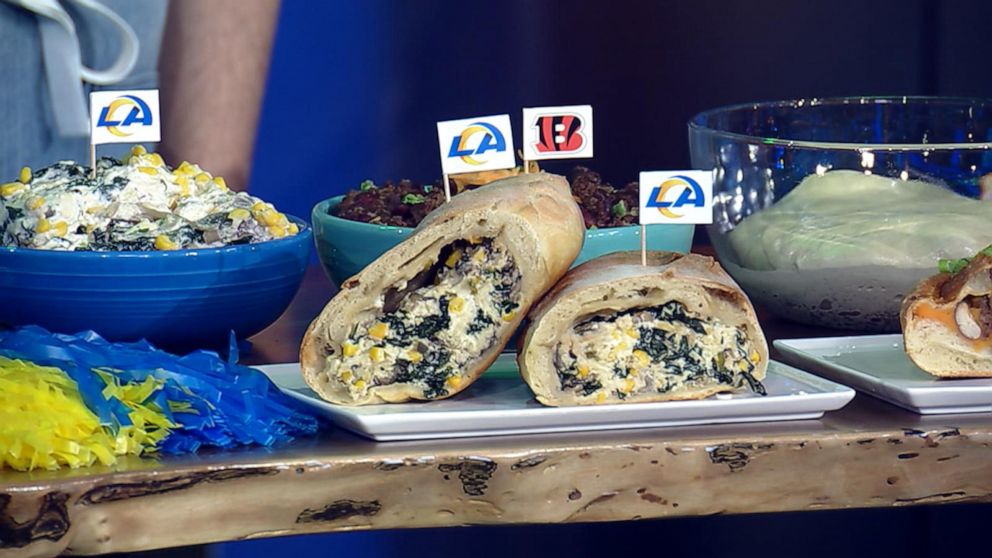 Video Get ready for the Super Bowl with calzones - ABC News