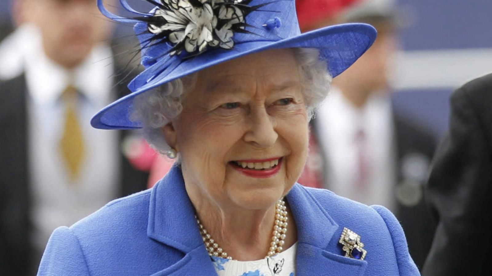 VIDEO: All eyes on Queen Elizabeth after prince Charles tests positive for COVID-19