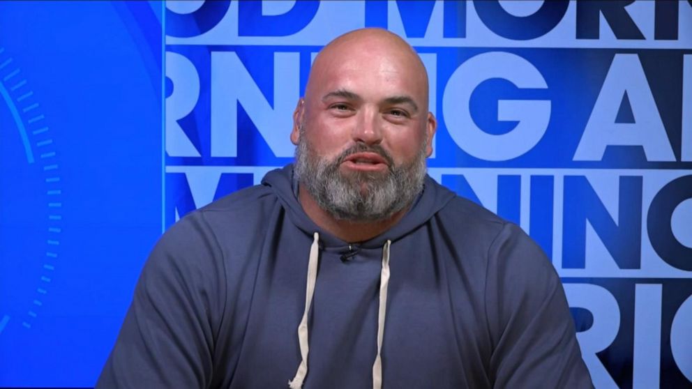 Los Angeles Rams' offensive tackle Andrew Whitworth discusses Super Bowl  win - CBS News