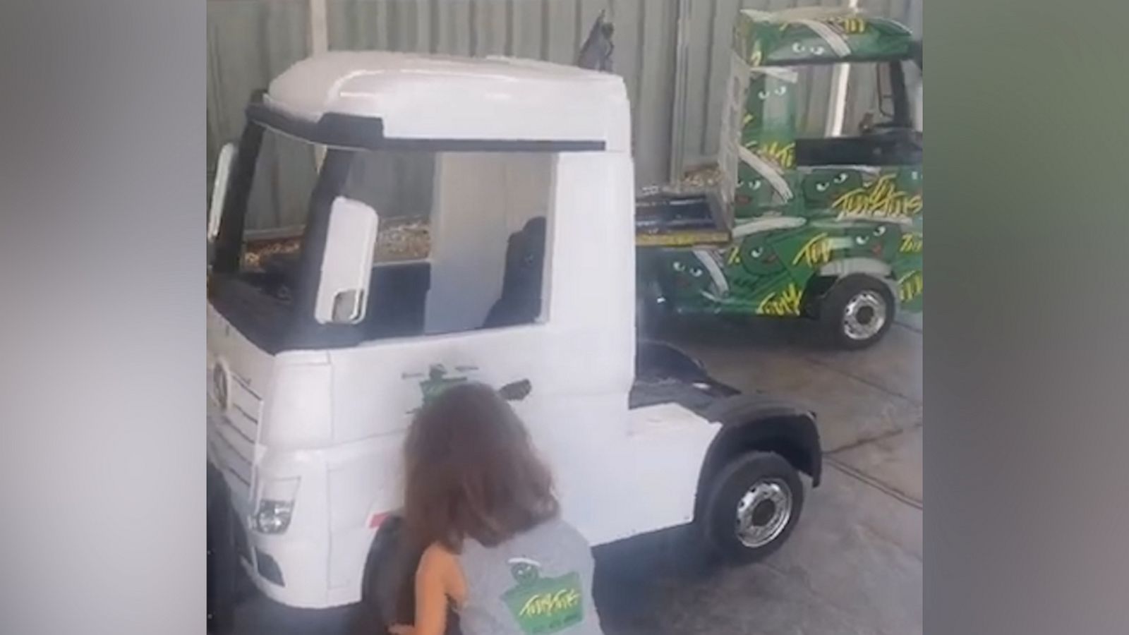 VIDEO: Cutie alert: this mini maintenance man can fix your car right up