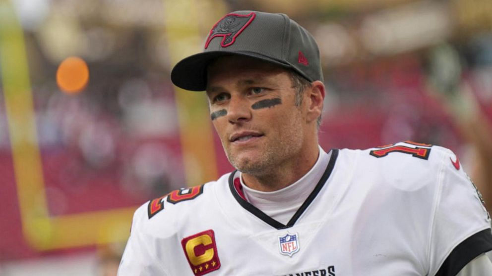 Tom Brady returns to NFL with Tampa Bay Buccaneers after 40-day