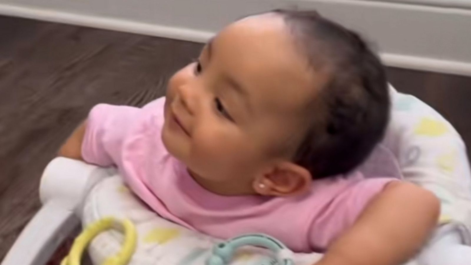 VIDEO: Baby admiring her dad while he plays video games is true love