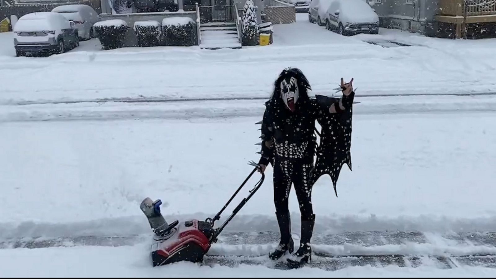 VIDEO: Man dressed as Gene Simmons from KISS clears snow in neighborhood