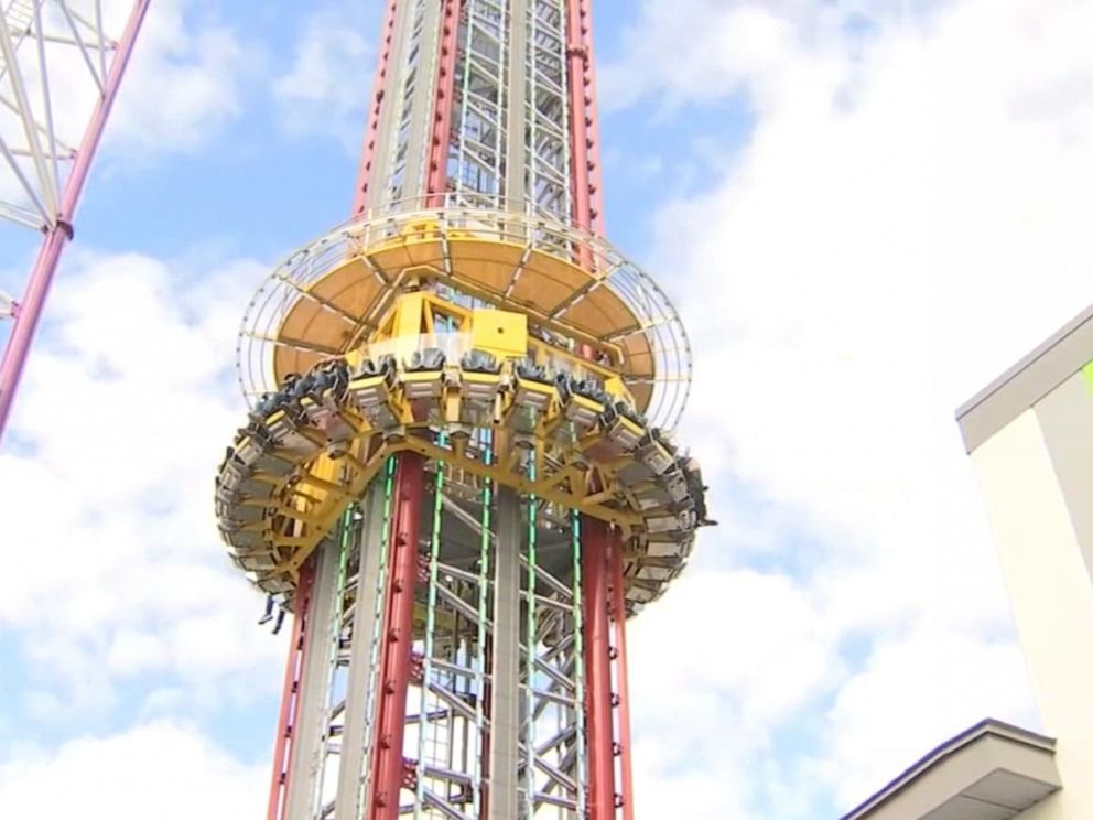 Investigation begins after teen dies on amusement park ride