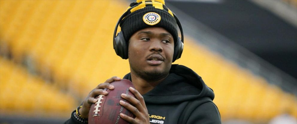 Steelers quarterback Dwayne Haskins dies after being struck by car