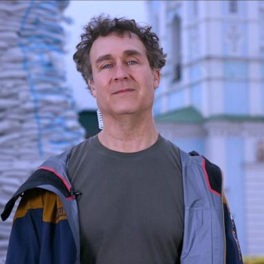 VIDEO: Hollywood director Doug Liman shares stories of those on the front lines in Ukraine