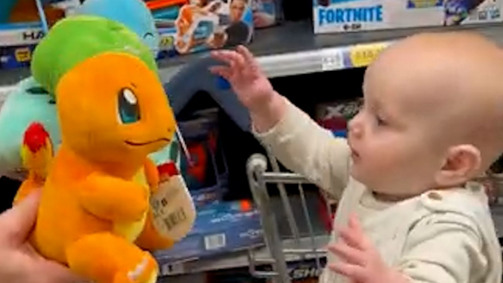 VIDEO: Baby adorably chooses her Pokémon in the supermarket toy section