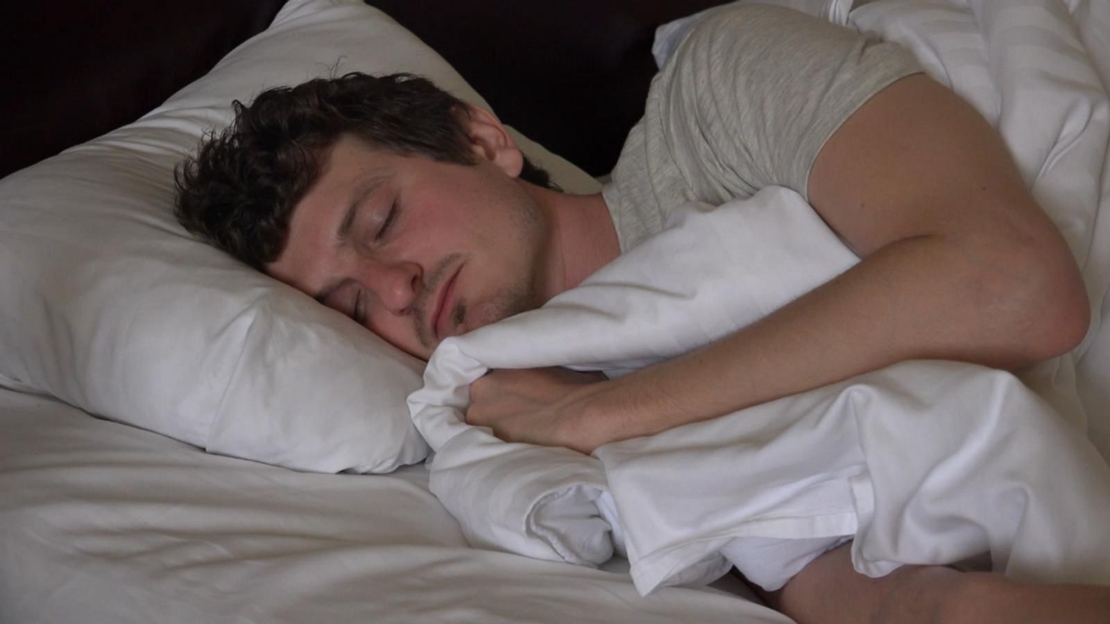 New study finds 7 hours is perfect amount of sleep for middle-aged people -  Good Morning America