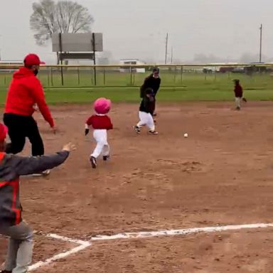 VIDEO: Girl hits ball off the tee, then freestyles