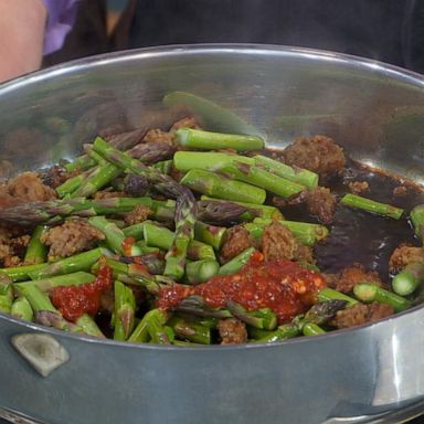 VIDEO: Sweet and Sticky Pork with Asparagus recipe