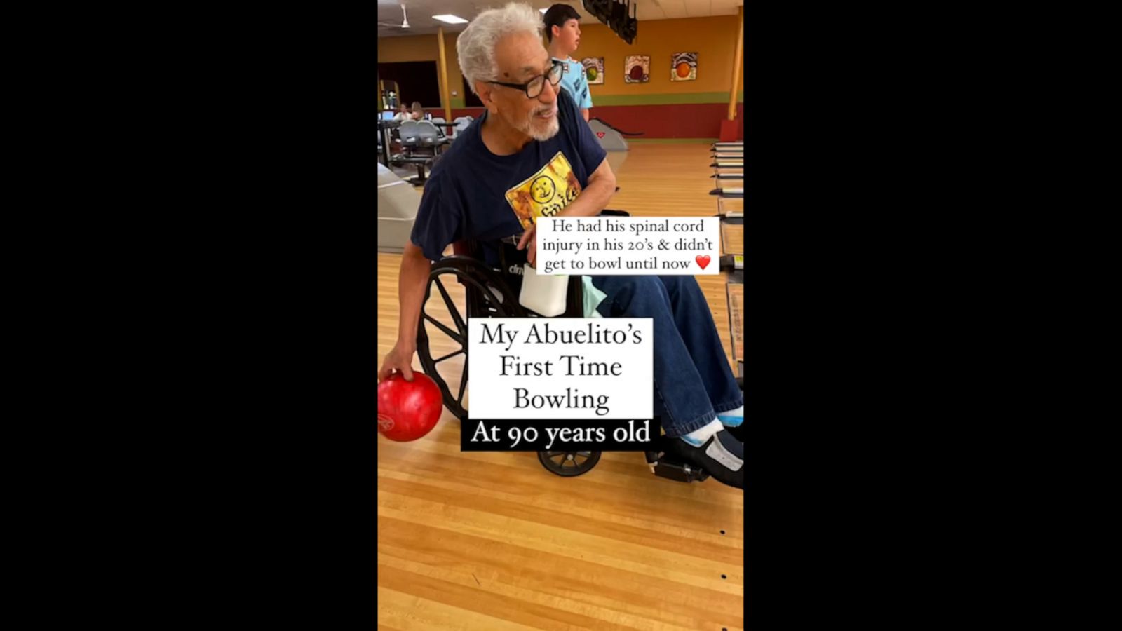 VIDEO: 90-year-old abuelito with disability enjoys bowling for first time in his life