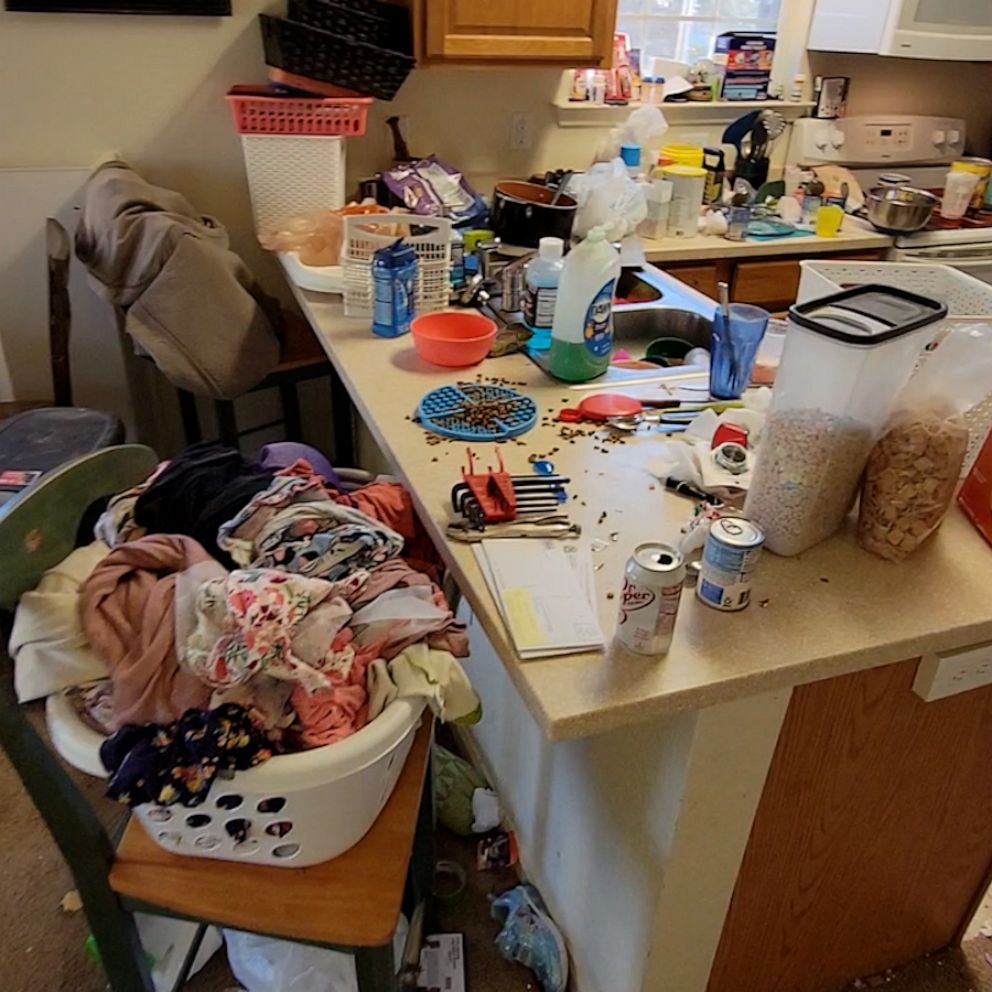 Why this mom of 4 isn’t afraid to show her messy house on TikTok - Good