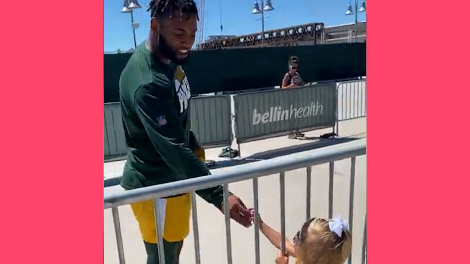 VIDEO: Green Bay Packers players stop to enjoy an adorable tea party with tiny fan