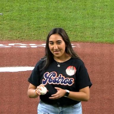 VIDEO: Houston Astros show support for Uvalde