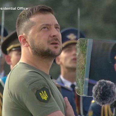 VIDEO: Ukraine marks independence day under war