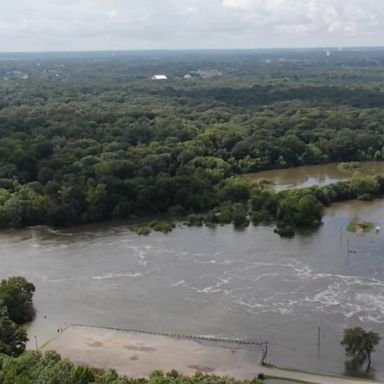 VIDEO: New warning to evacuate as Mississippi river crests