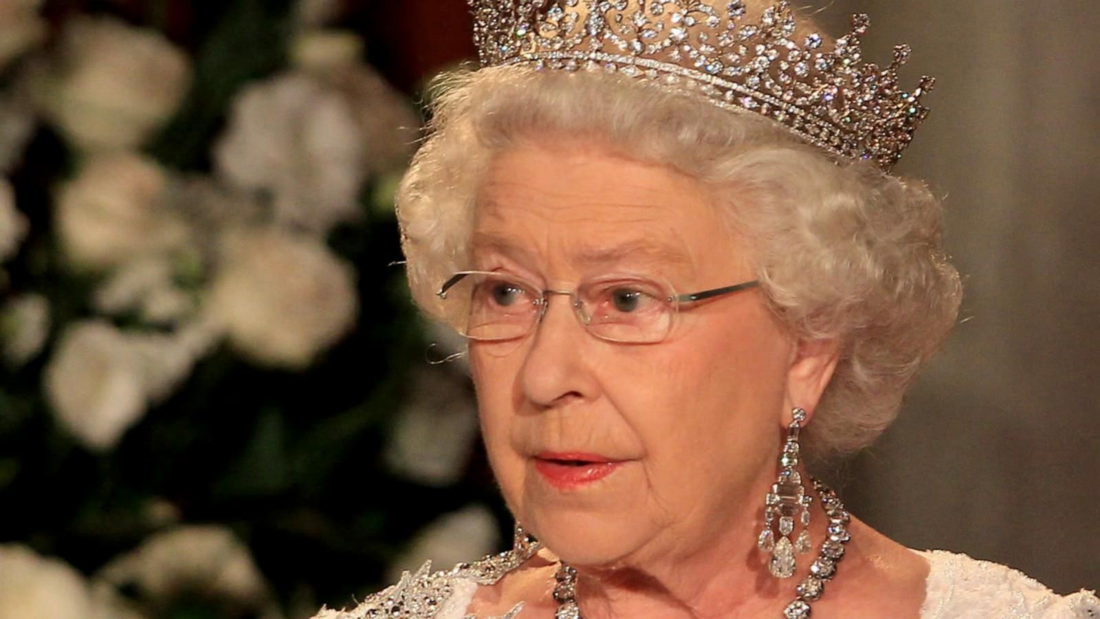 VIDEO: Queen Elizabeth's health 'concerning' to doctors