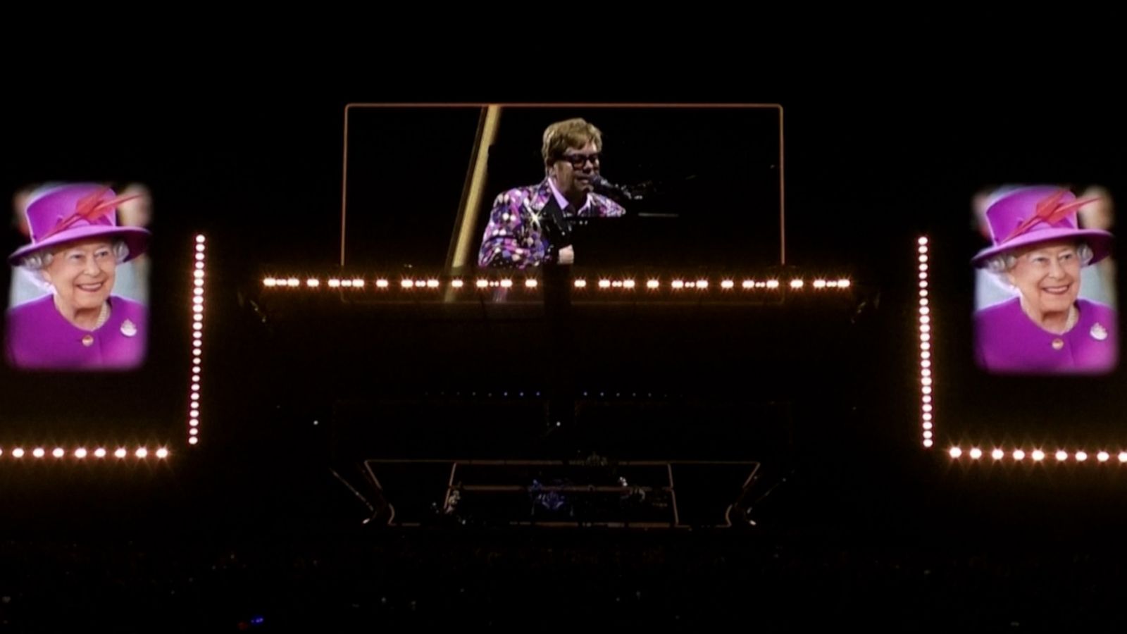 VIDEO: Elton John pays tribute to Queen Elizabeth II