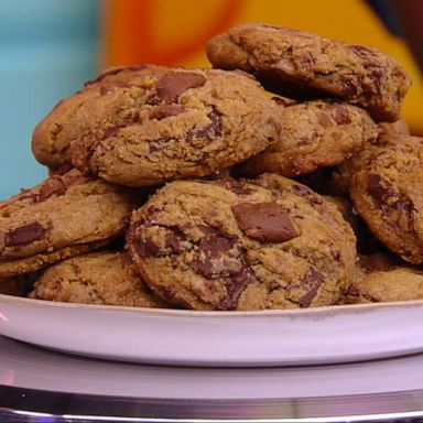 VIDEO: Finding the best chocolate chip cookie recipe