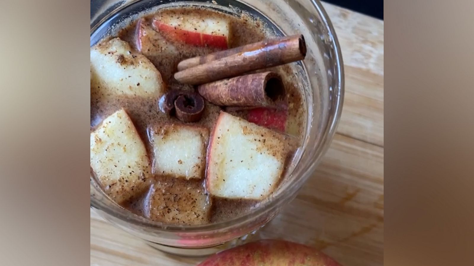 VIDEO: Get ready for fall with this non-alcoholic apple pie cocktail