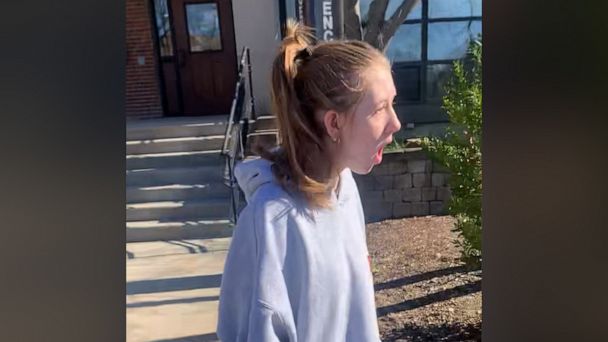 The Story Behind Viral Video Of Mom Surprising Her Daughter At College Flipboard 0606