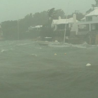 VIDEO: Hurricane Fiona slams Bermuda