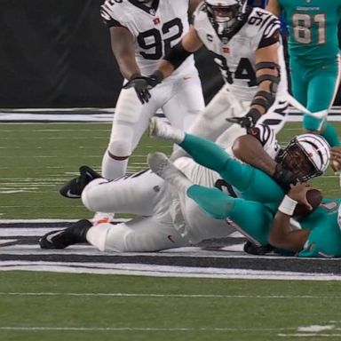 VIDEO: Dolphins quarterback injury raises concussion concerns