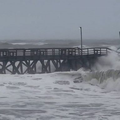 VIDEO: Hurricane Ian makes landfall in the Carolinas