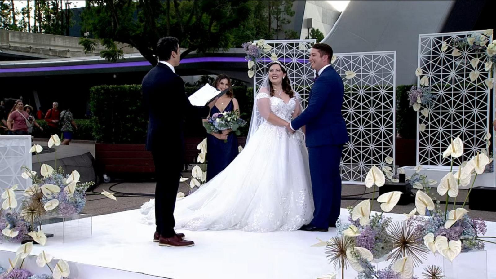 PHOTO: Brooke Weber and Jared Merenuk had an out-of-this-world wedding at Walt Disney World's Spaceship Earth.