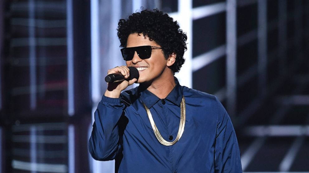 Our favorite Bruno Mars moments for his birthday - Good Morning America