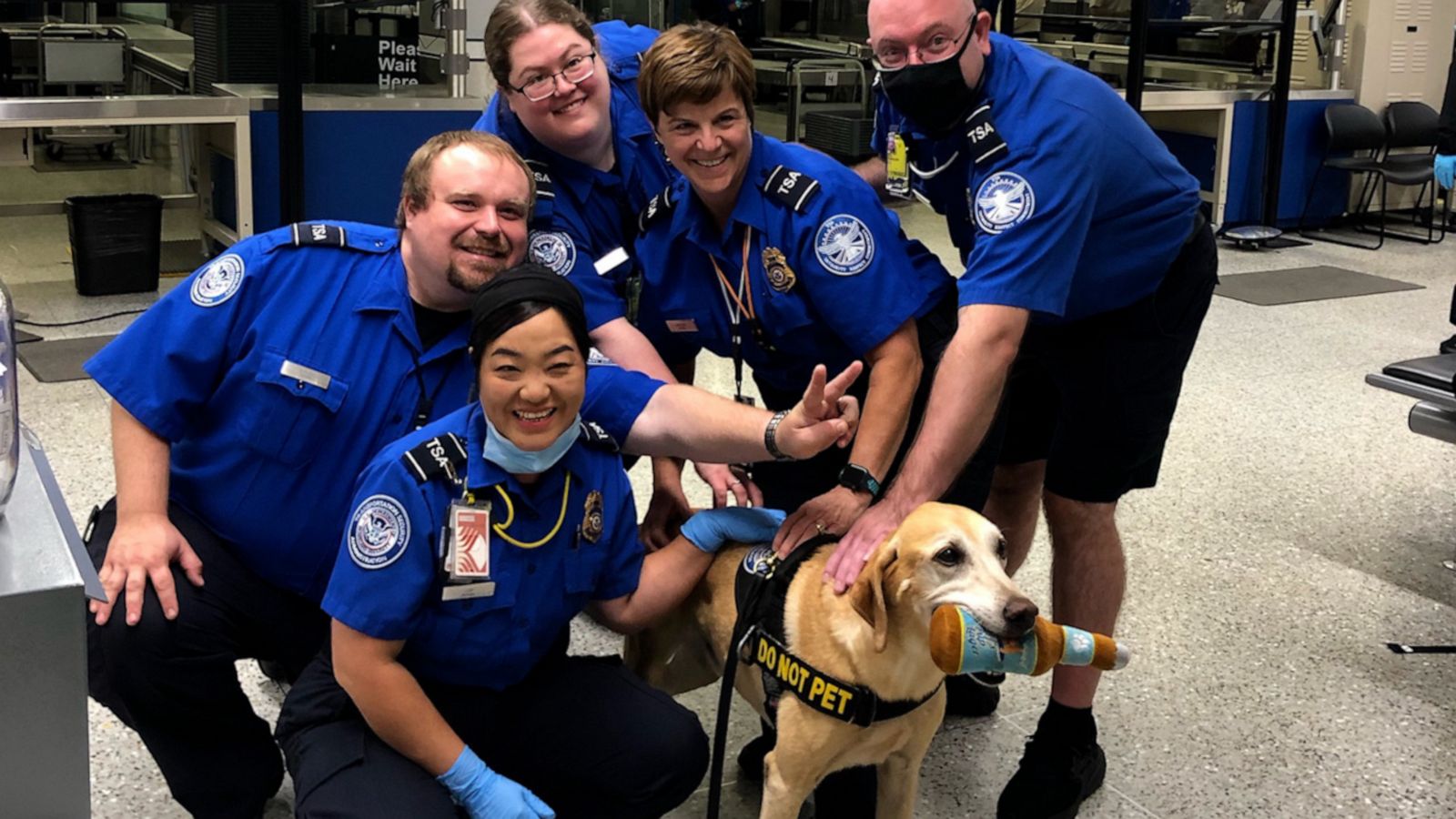 VIDEO: TSA dog retires after nearly a decade of service