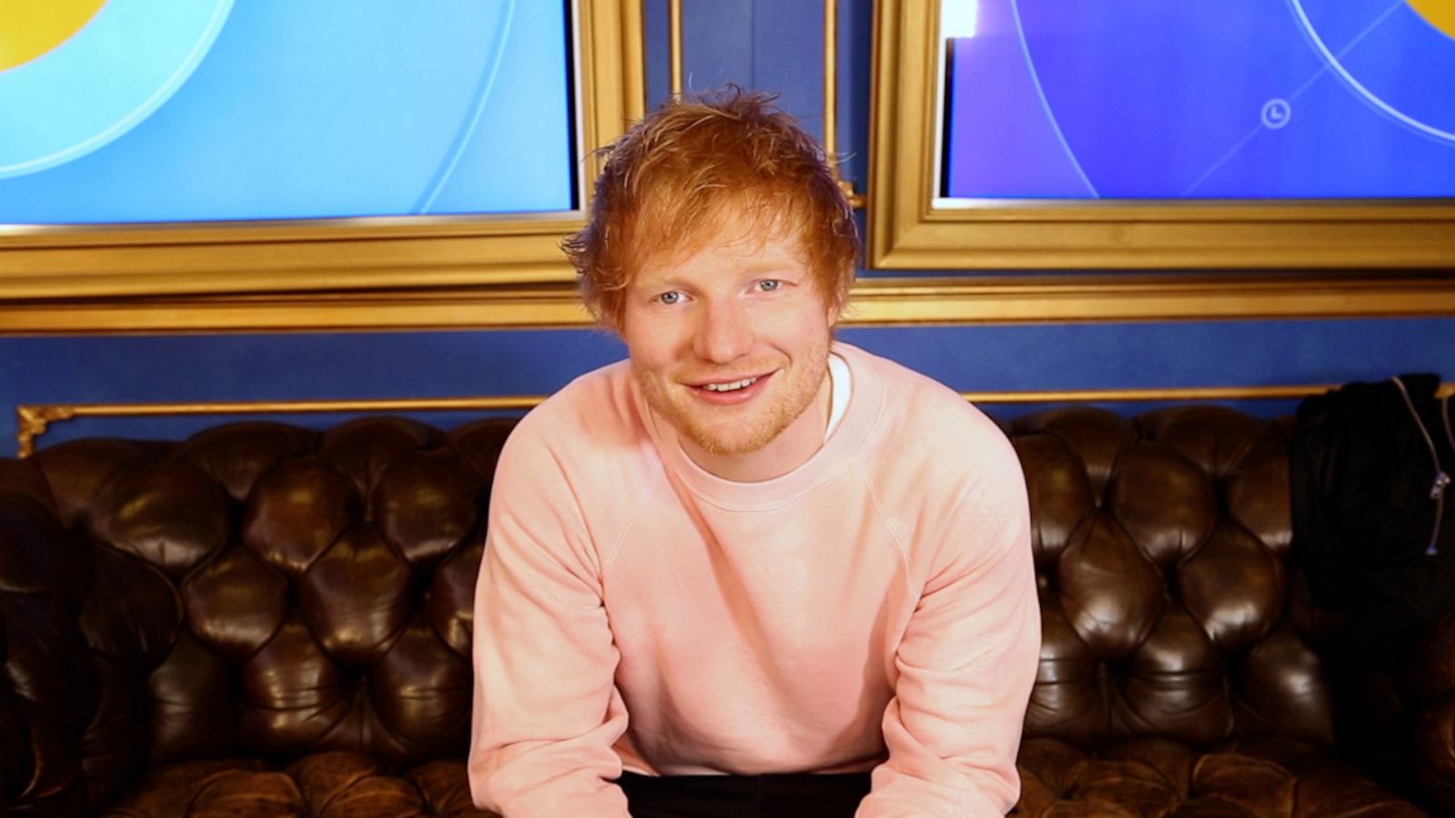 VIDEOO: We played Ask Me Anything with Ed Sheeran backstage at 'GMA'