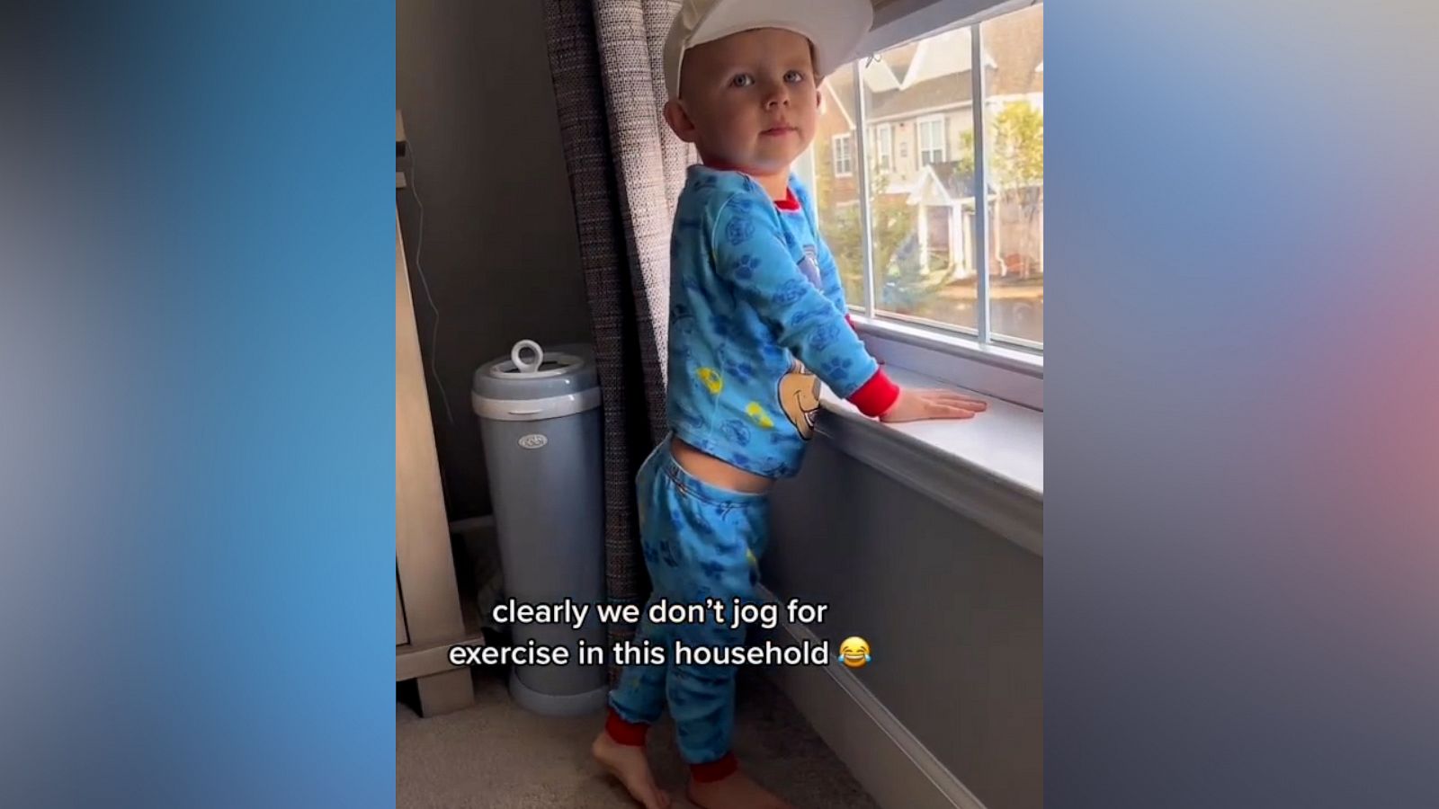 VIDEO: Little boy has best reaction to woman jogging