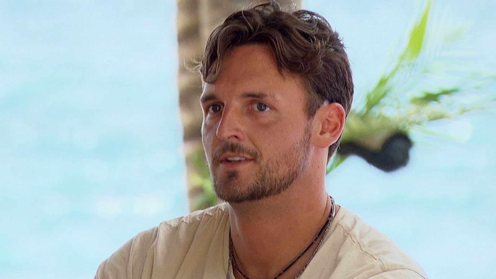 What will happen in this tangled romantic web on 'Bachelor in Paradise ...