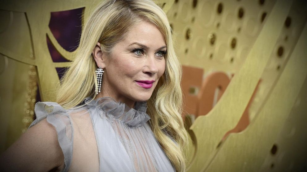 Christina Applegate Shares Struggle Living With Ms Gma 