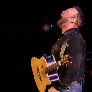 VIDEO: Garth Brooks announces new Las Vegas residency