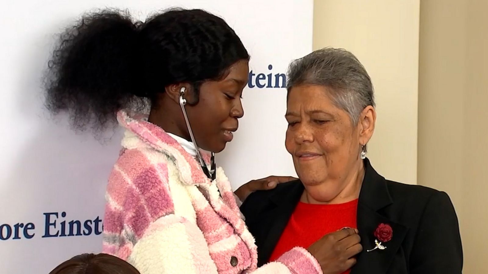 VIDEO: Woman meets donor’s family after 1st HIV-positive to HIV-positive heart transplant