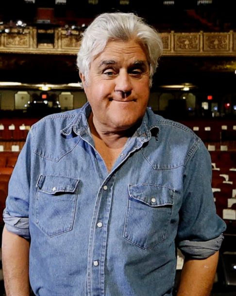 Jay Leno returns to stage after car fire injury - Good Morning America