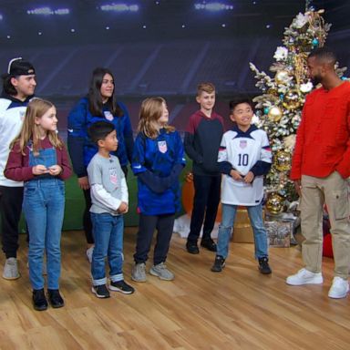 VIDEO: USMNT stars surprise young soccer superfans