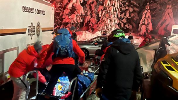 Video Skier Rescued From Avalanche In Utah Wilderness Abc News 7494