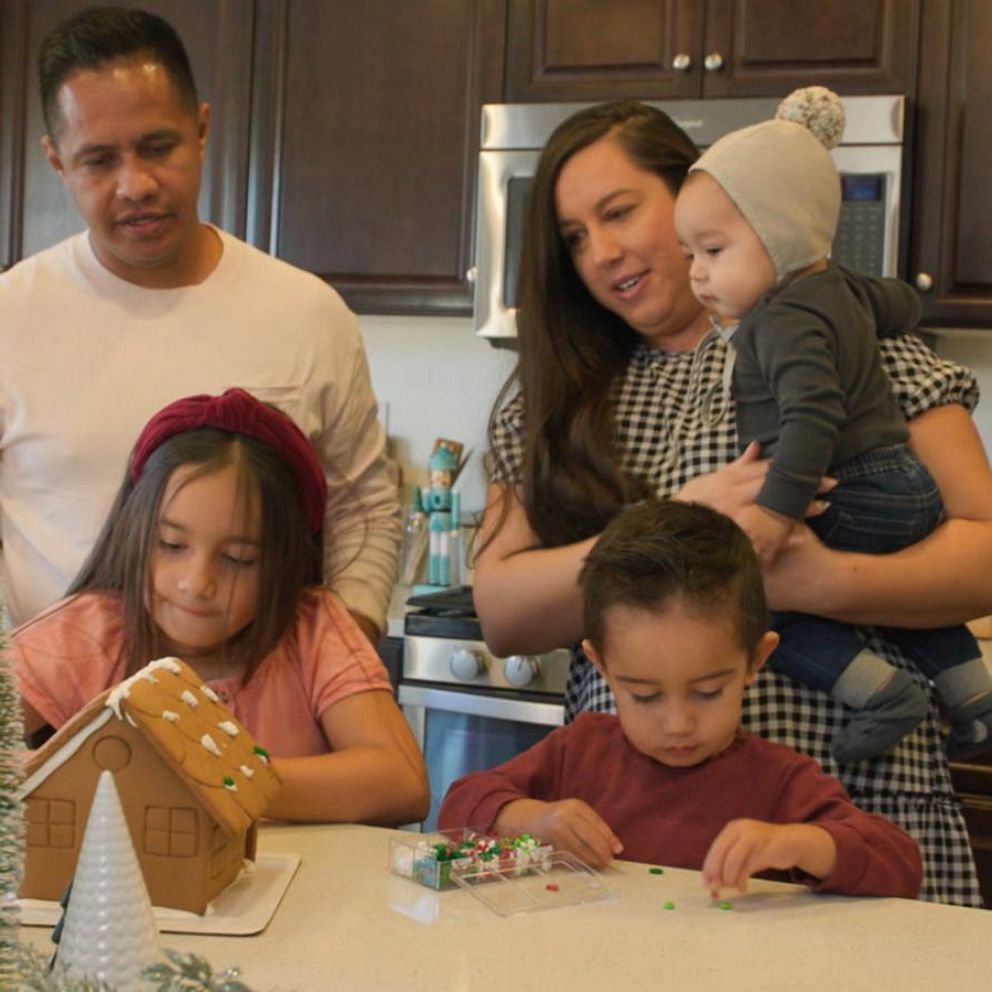 VIDEO: Working mom opens up about the realities of making Christmas special for your kids 