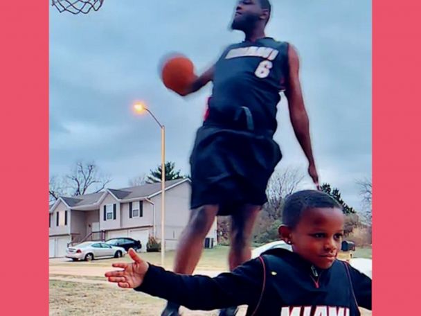 Lebron 2024 son dunk