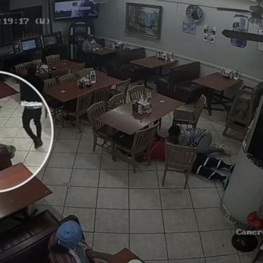 VIDEO: Texas police search for man who fatally shot robber inside restaurant