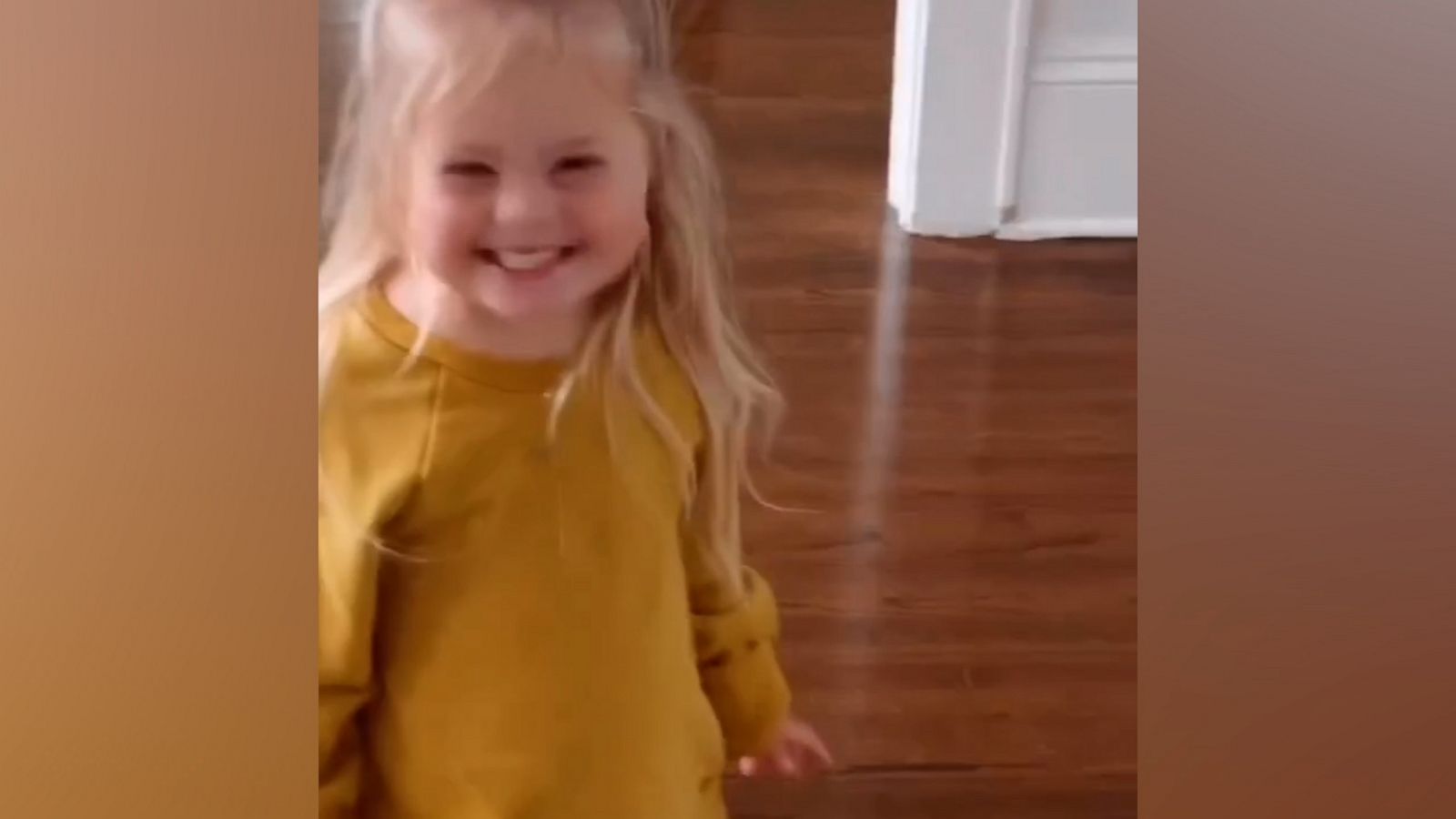 VIDEO: Daughter has sweetest reaction to her parents kissing