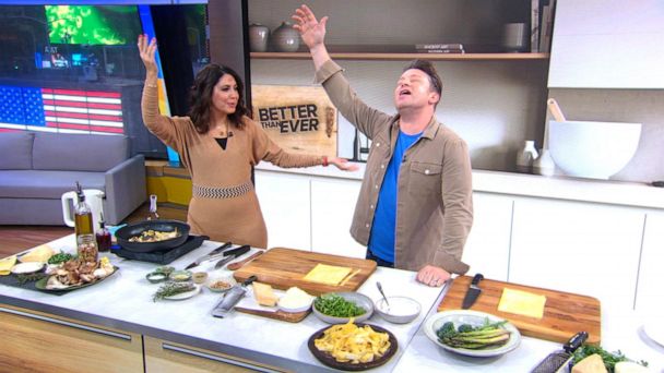 Nodig uit Kameraad Nauwkeurig Jamie Oliver shares budget-friendly recipe for garlic mushroom tagliatelle  - Good Morning America
