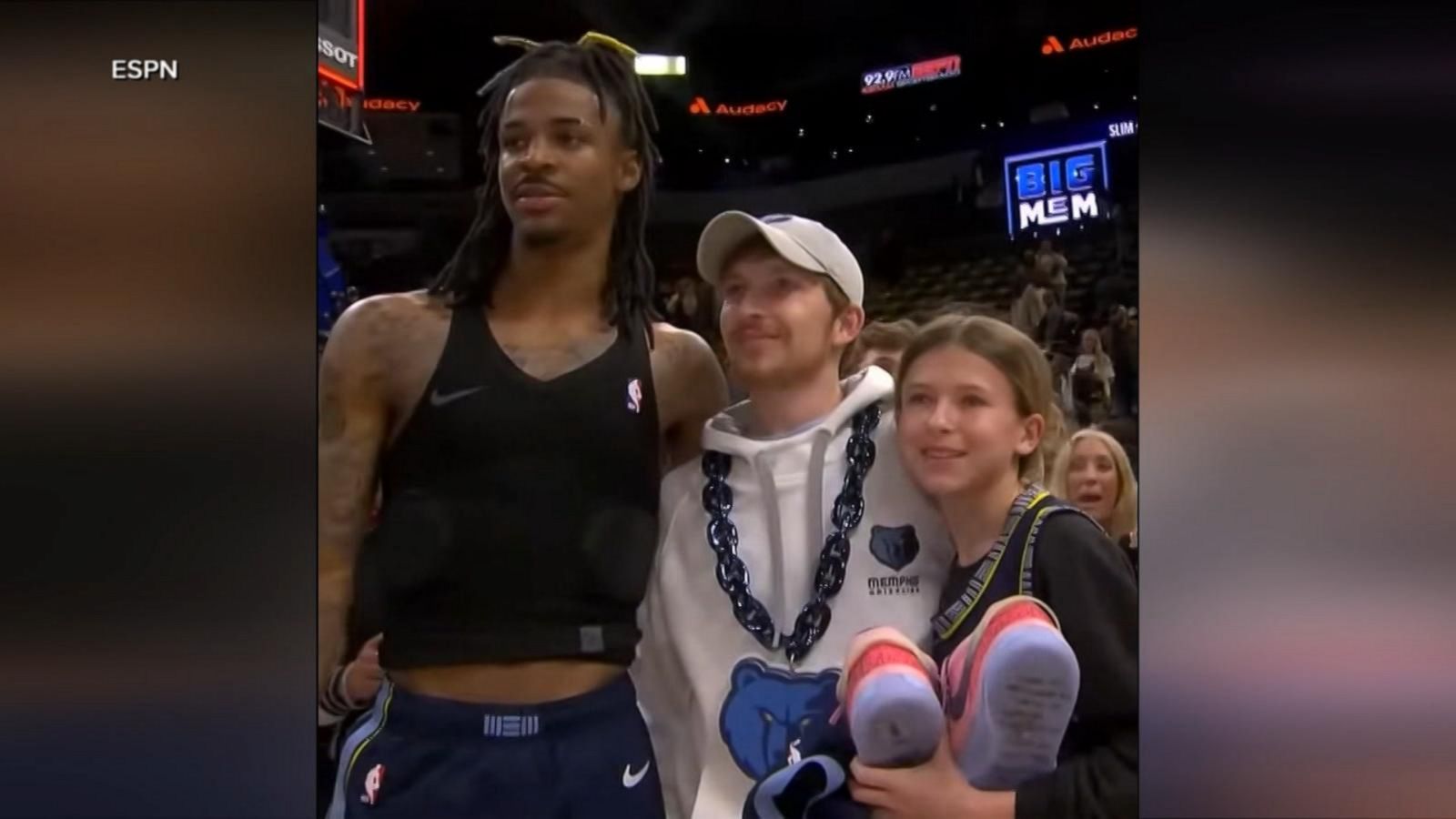 NBA player gives gift to young fan who had memento stolen - Good
