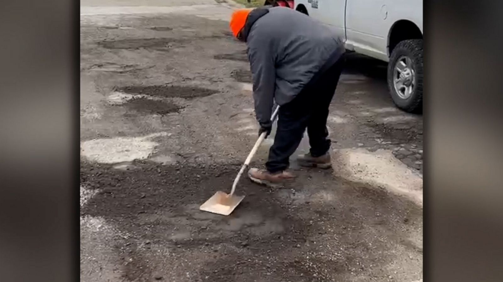 VIDEO: Man fixes potholes in neighborhood using his own money