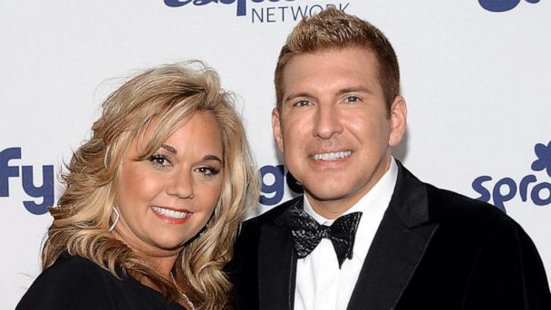 Video Reality stars Todd and Julie Chrisley set to begin prison ...