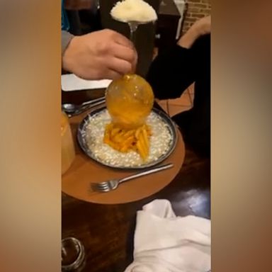 VIDEO: Watch this server plate pasta using an unusual method